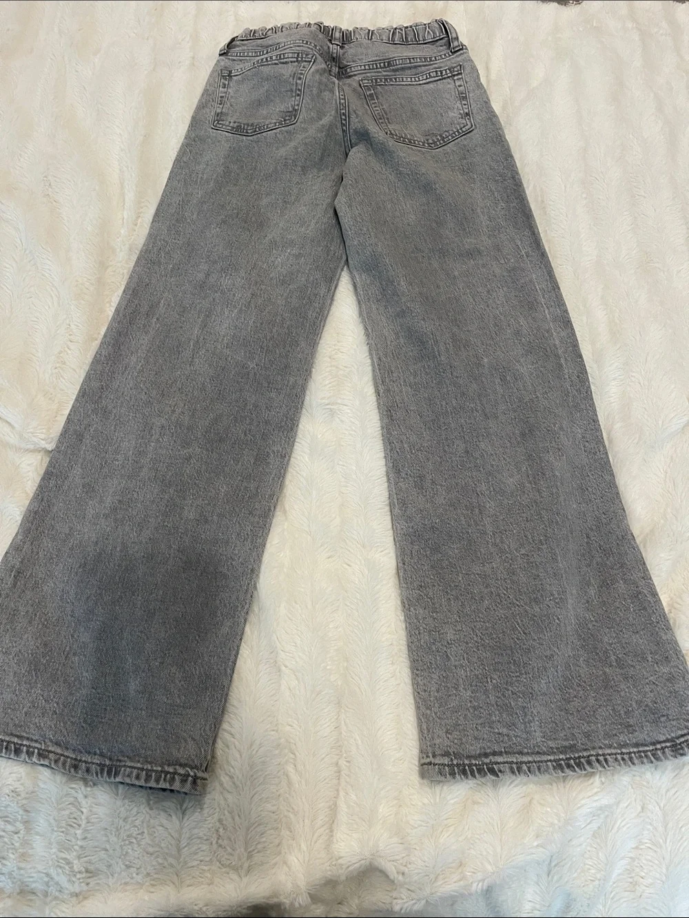 GAP Wide Leg Jeans in Washed Gray
